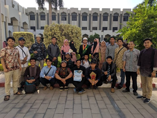 Jadi Santri Condong Bisa Kuliah di Luar Negeri